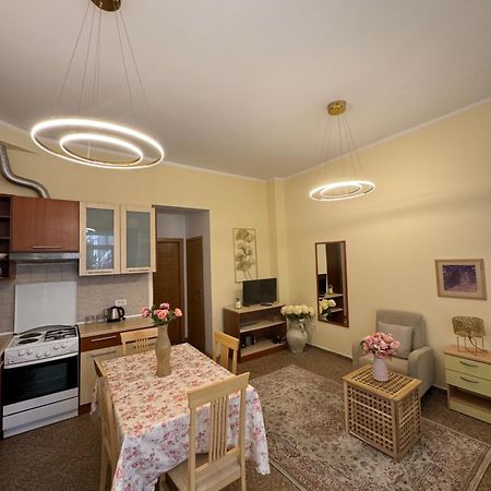 Apartment Oliva1 Petrovac Buitenkant foto