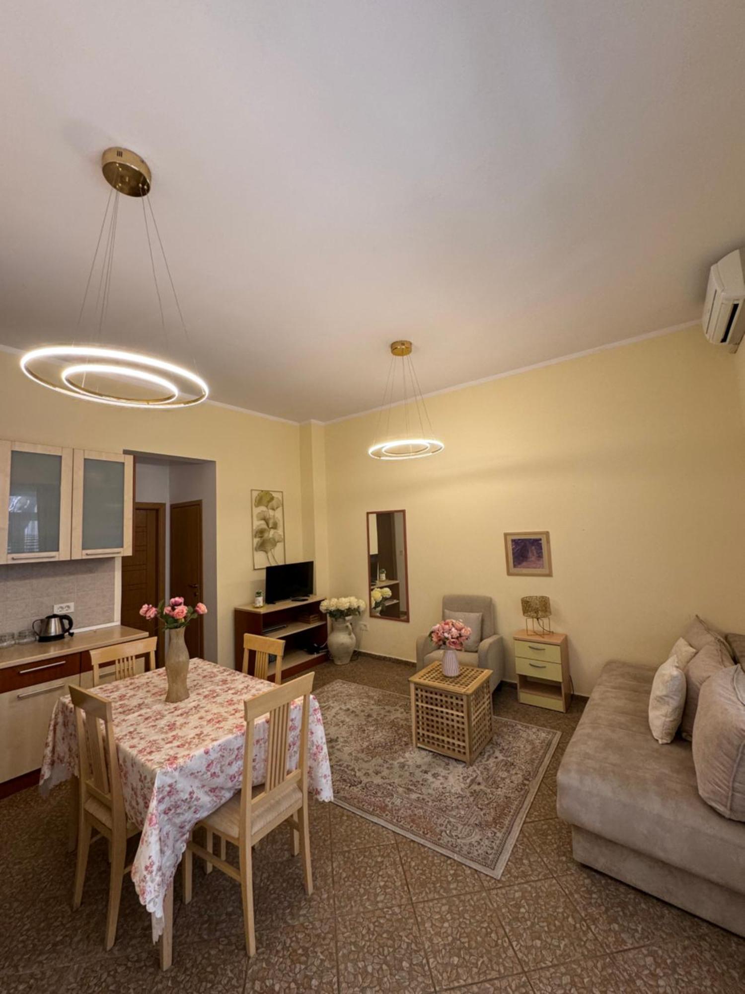 Apartment Oliva1 Petrovac Buitenkant foto